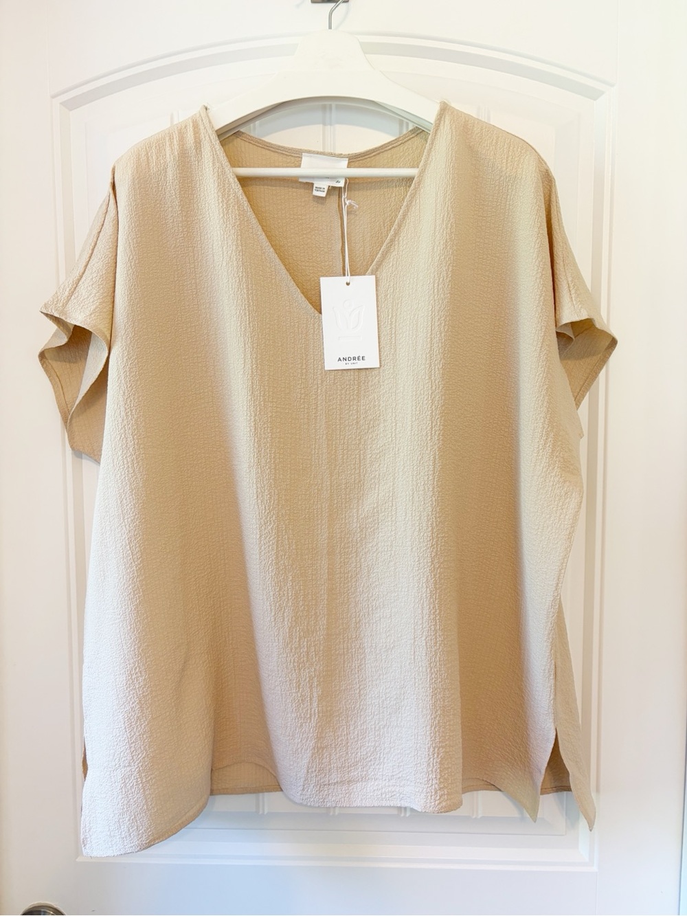 Chic Soul Beige V-Neck Short Sleeve Blouse